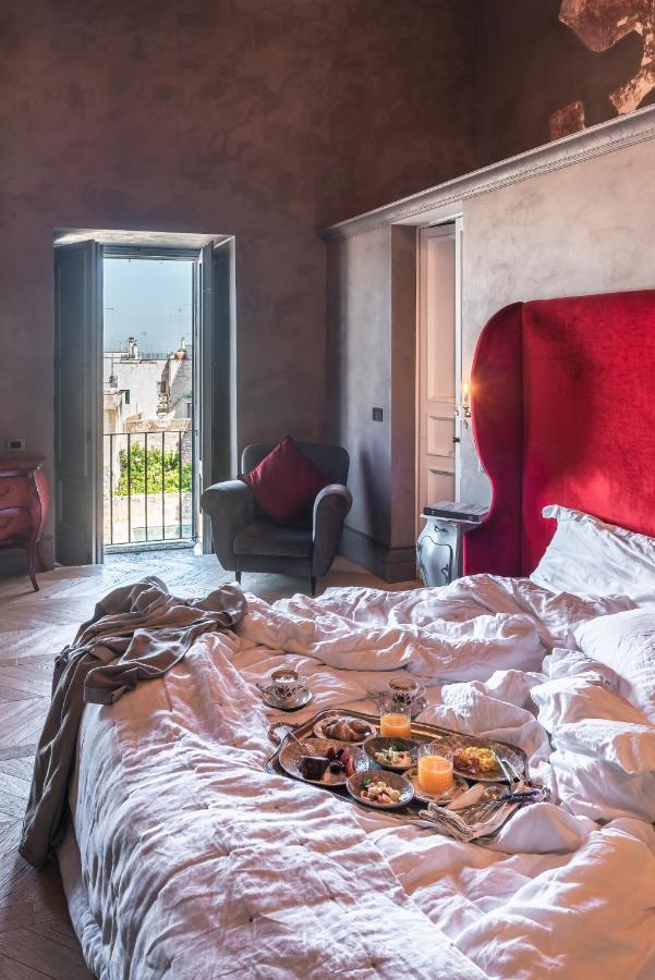 Superior King Suite